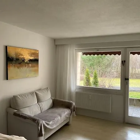 Geschaefts- Und 111 *